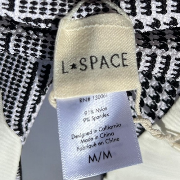 🌻NEW w.tag L*Space Jessy Black & White Plaid Bikini Top Size Medium $110 Retail - Picture 6 of 9